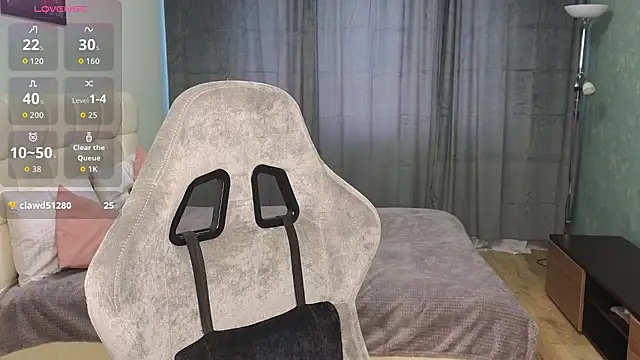 Kristy Bell1 online show from 04-10-26, 07:35