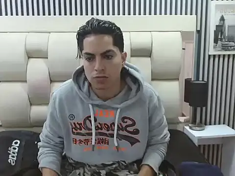 Alex Wolft online show from 04-24-26, 11:34