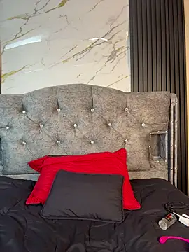 Bunny fire online show from 04-07-26, 07:03