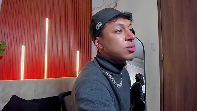 Snapshot of Jonathan_Guzman_ chatting on 03-09-26, 02:26 Jonathan Guzman online show from 03-09-26, 02:26