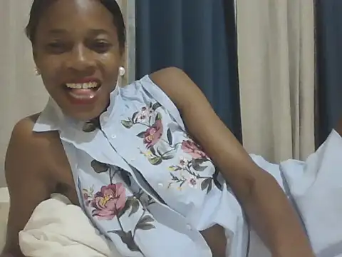 Snapshot of niki301 chatting on 03-22-26, 01:53 niki301 online show from 03-22-26, 01:53