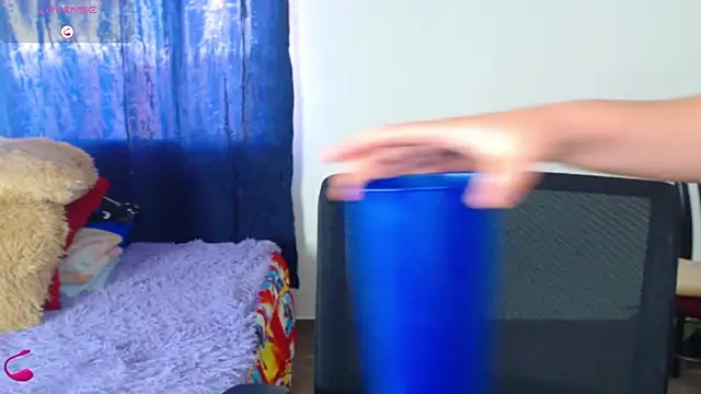 V ALERY online show from 03-21-26, 08:56