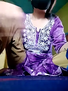 Divya3107 online show from 04-16-26, 02:56