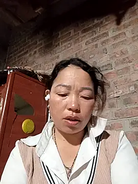 Yellow-pink online show from 03-21-26, 01:10