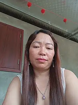 Snapshot of Yellow-pink chatting on 07-13-26, 01:30 Yellow-pink online show from 07-13-26, 01:30