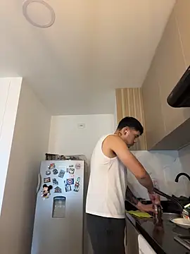 TroyeSavage online show from 04-03-26, 11:41