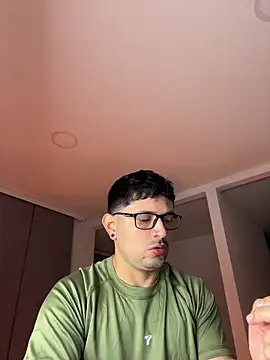 TroyeSavage online show from 05-27-26, 10:12