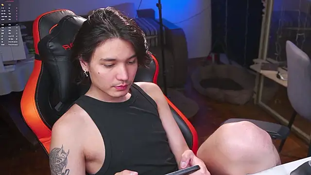 Badtwinkboys online show from 07-18-26, 03:22