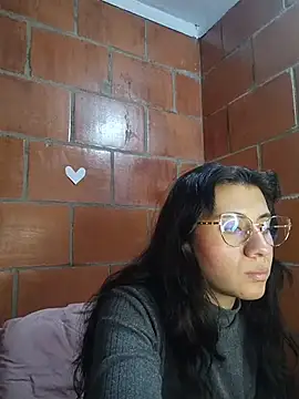 Snapshot of Amanda_x1 chatting on 05-20-26, 07:53 Amanda x1 online show from 05-20-26, 07:53