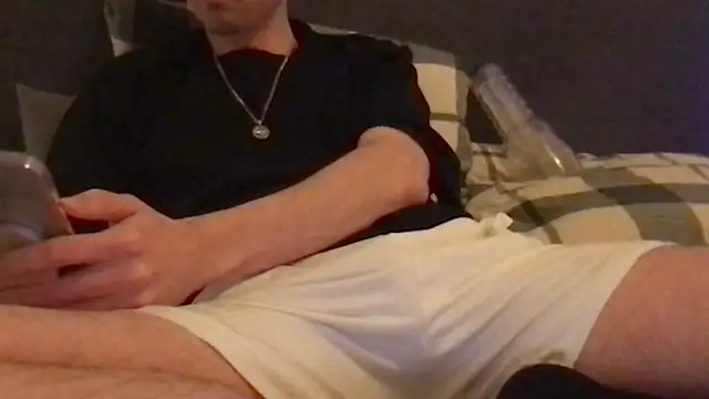 Snapshot of Matwinko chatting on 03-08-26, 07:17 Matwinko online show from 03-08-26, 07:17