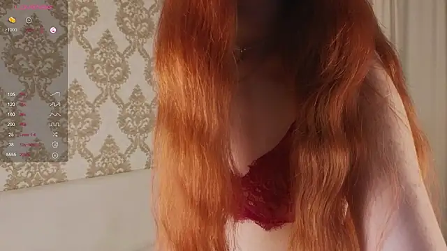 Snapshot of foxy_bloomm chatting on 06-09-26, 03:01 foxy bloomm online show from 06-09-26, 03:01