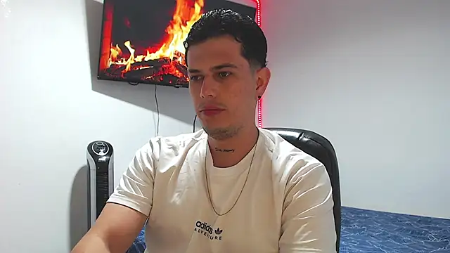 JUAN CAMILOXXX online show from 03-25-26, 03:12