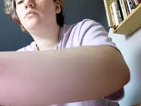 thatcutesubgirlwlw online show from 04-06-26, 04:30