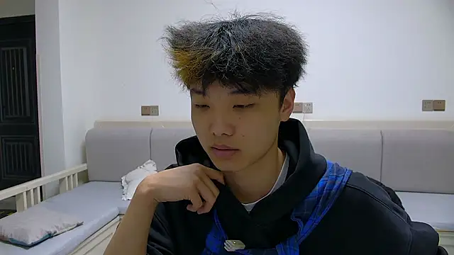 Snapshot of icecream-002 chatting on 03-09-26, 06:17 icecream-002 online show from 03-09-26, 06:17