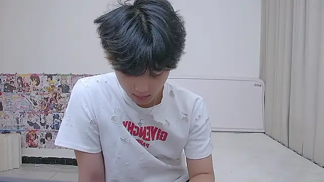 icecream-002 online show from 05-18-26, 01:06