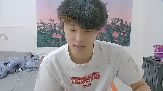 icecream-002 online show from 06-07-26, 12:42
