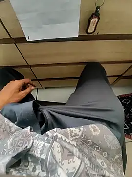 Snapshot of ritikx1a chatting on 03-09-26, 09:24 ritikx1a online show from 03-09-26, 09:24