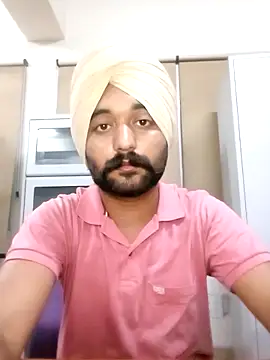 Snapshot of Parm_randhawa chatting on 04-25-26, 04:37 Parm randhawa online show from 04-25-26, 04:37