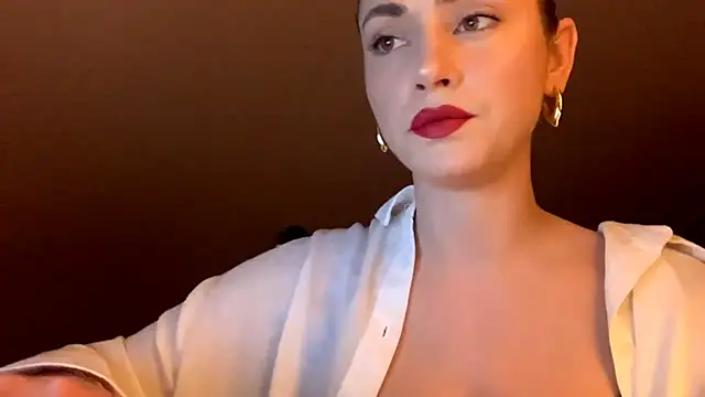 ScarlettSensitive online show from 04-05-26, 08:17