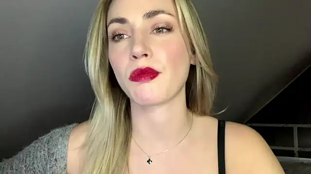 ScarlettSensitive online show from 05-07-26, 03:39