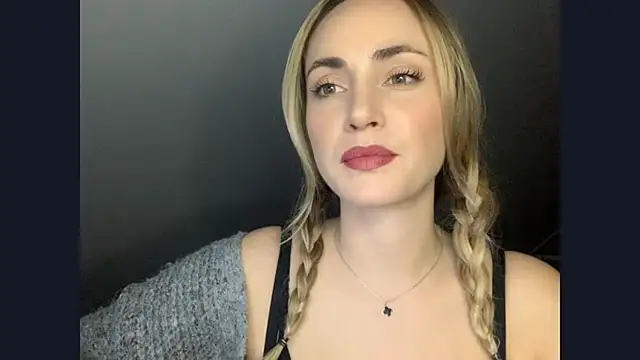 ScarlettSensitive online show from 05-15-26, 08:27