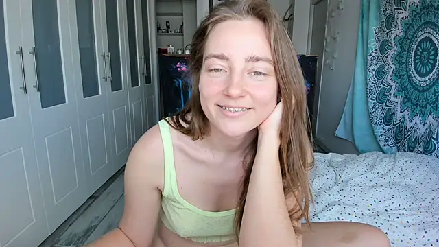LiaSasha online show from 05-12-26, 01:19