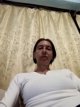 Snapshot of Tania9876 chatting on 06-14-26, 06:54 Tania9876 online show from 06-14-26, 06:54