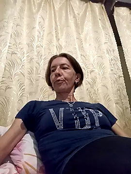 Snapshot of Tania9876 chatting on 07-27-26, 07:10 Tania9876 online show from 07-27-26, 07:10