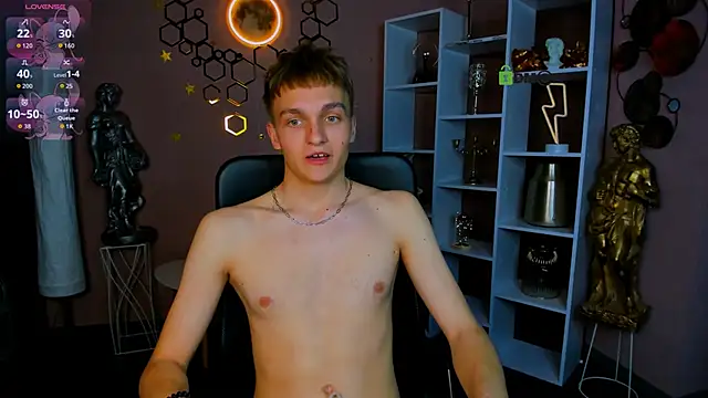 Snapshot of john_lik chatting on 04-19-26, 01:10 john lik online show from 04-19-26, 01:10