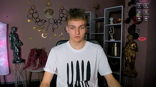Snapshot of john_lik chatting on 04-26-26, 09:07 john lik online show from 04-26-26, 09:07
