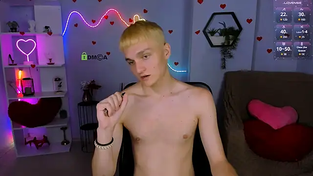 Snapshot of john_lik chatting on 06-23-26, 12:14 john lik online show from 06-23-26, 12:14