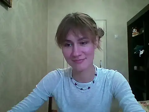 ElenoreHolguin online show from 04-02-26, 02:47