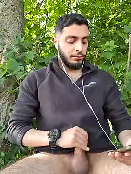 Snapshot of SoftAmjad chatting on 05-24-26, 03:28 SoftAmjad online show from 05-24-26, 03:28