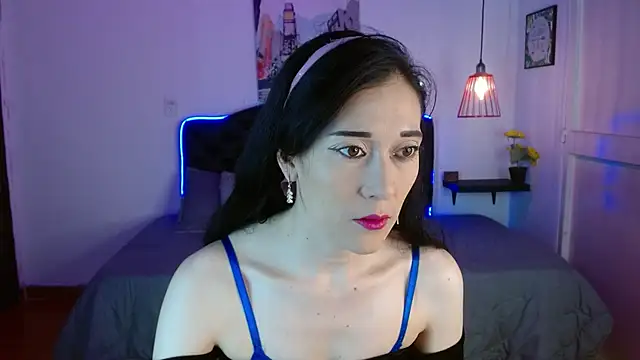 Mylu xx online show from 05-19-26, 01:28