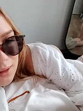 LittleForestELF2 online show from 03-25-26, 03:45