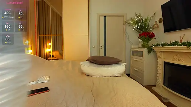 oh juliee  online show from 03-27-26, 08:26