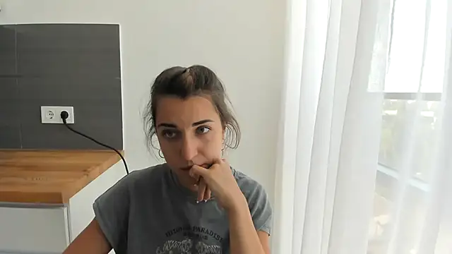 summmmersky1 online show from 07-29-26, 12:47