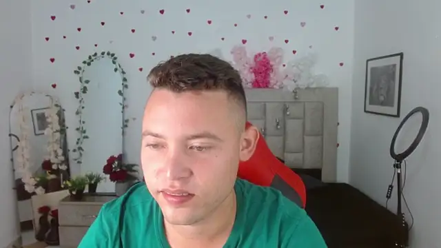 Snapshot of sven_fox723 chatting on 05-04-26, 12:34 sven fox723 online show from 05-04-26, 12:34