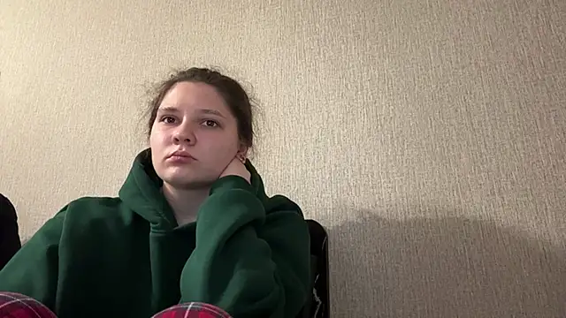 Emmiebutwihu online show from 04-10-26, 09:25