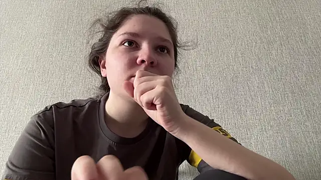 Emmiebutwihu online show from 04-28-26, 11:54