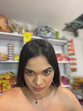 Bella-Ferrer online show from 05-27-26, 06:16