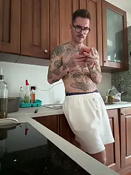 matC of online show from 03-21-26, 04:43