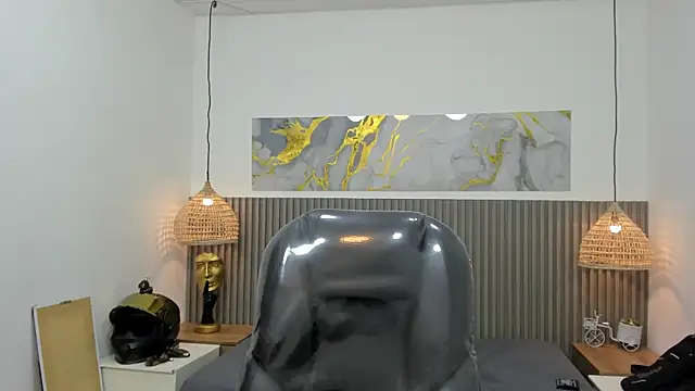AlessandroFranco online show from 04-29-26, 01:37