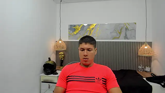Snapshot of AlessandroFranco chatting on 05-11-26, 01:17 AlessandroFranco online show from 05-11-26, 01:17