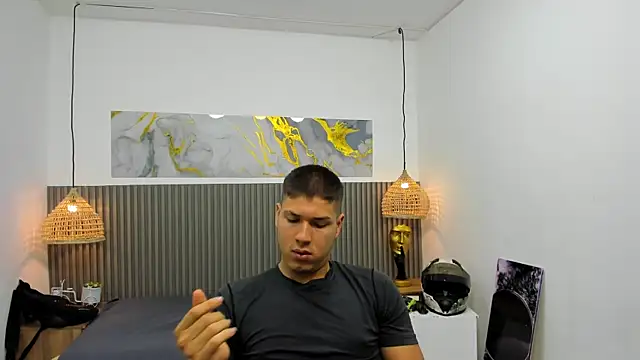Snapshot of AlessandroFranco chatting on 06-13-26, 01:31 AlessandroFranco online show from 06-13-26, 01:31