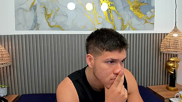 Snapshot of AlessandroFranco chatting on 07-17-26, 12:56 AlessandroFranco online show from 07-17-26, 12:56