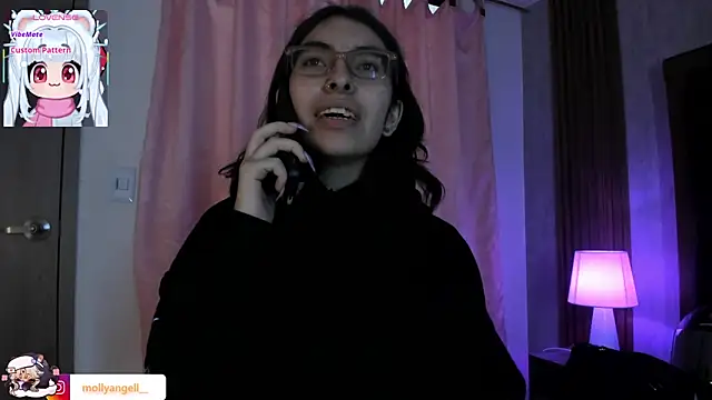 Molly A online show from 04-21-26, 02:45