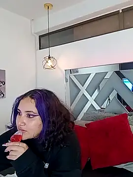 Snapshot of Liily_Foxxy chatting on 05-28-26, 10:56 Liily Foxxy online show from 05-28-26, 10:56