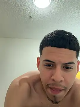 LatinHotxx2 online show from 07-26-26, 06:32