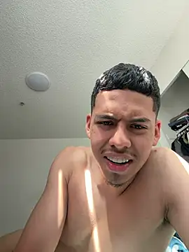 LatinHotxx2 online show from 07-29-26, 05:44